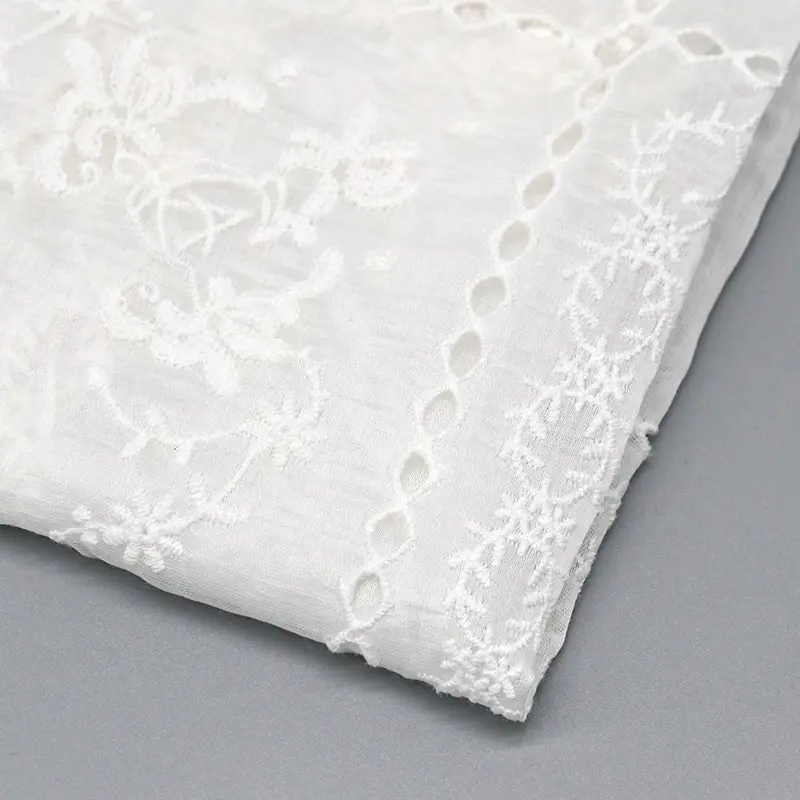 Custom Fancy Flower 100% Cotton White Lace Fabric Eyelet Embroidered Fabric For Dress